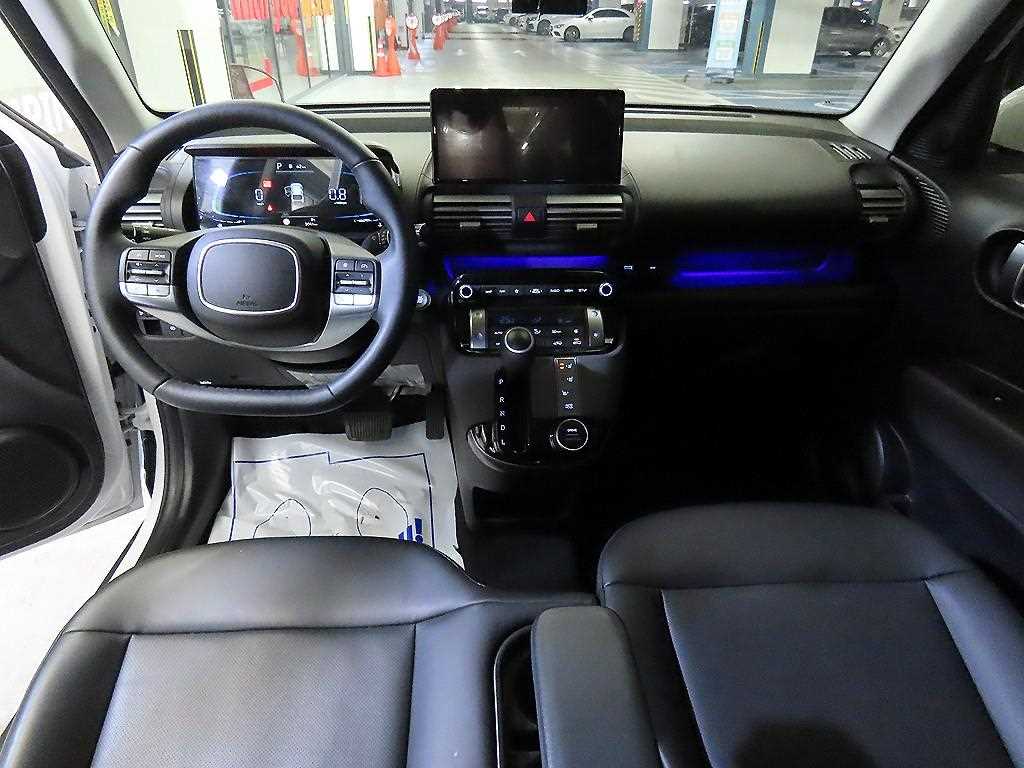 HYUNDAI Casper - Vista 10