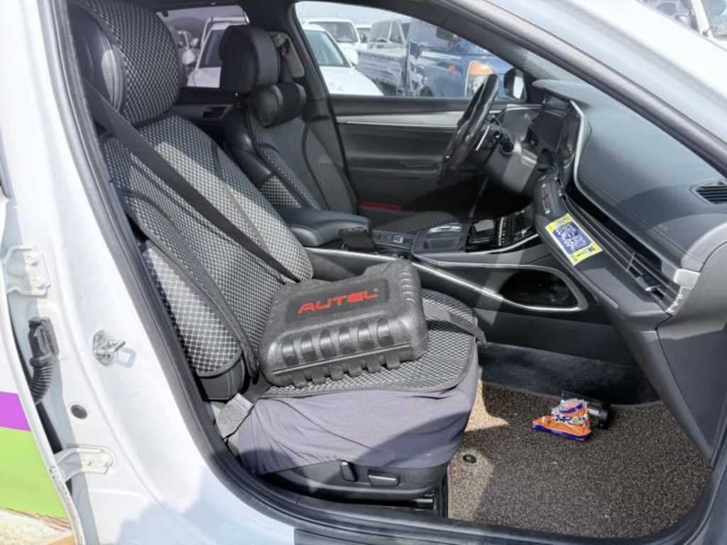 HYUNDAI Grandeur 2020 Blanco - Importación desde Corea - HF Imports Iquique - Foto 18