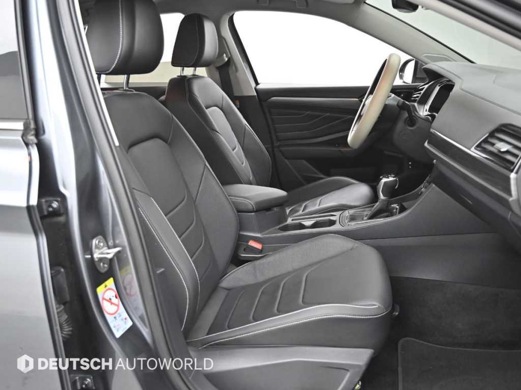 Volkswagen Jetta - Vista 10