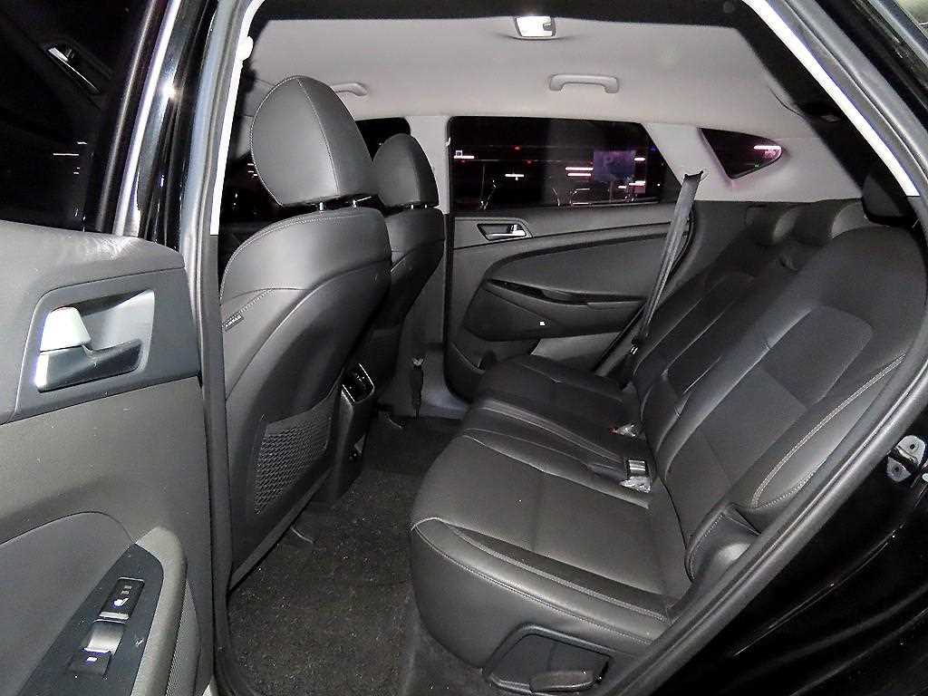 HYUNDAI Tucson - Vista 7