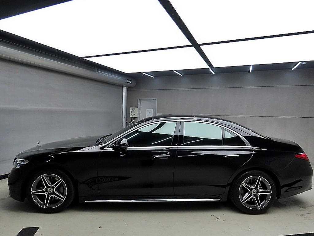 Mercedes Benz S Class - Vista 4