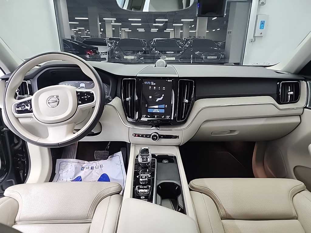 Volvo XC60 - Vista 7