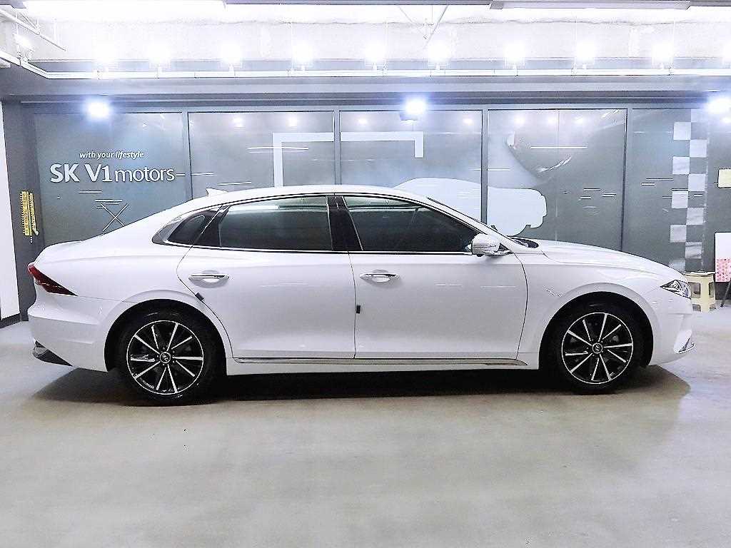 HYUNDAI Grandeur - Vista 4