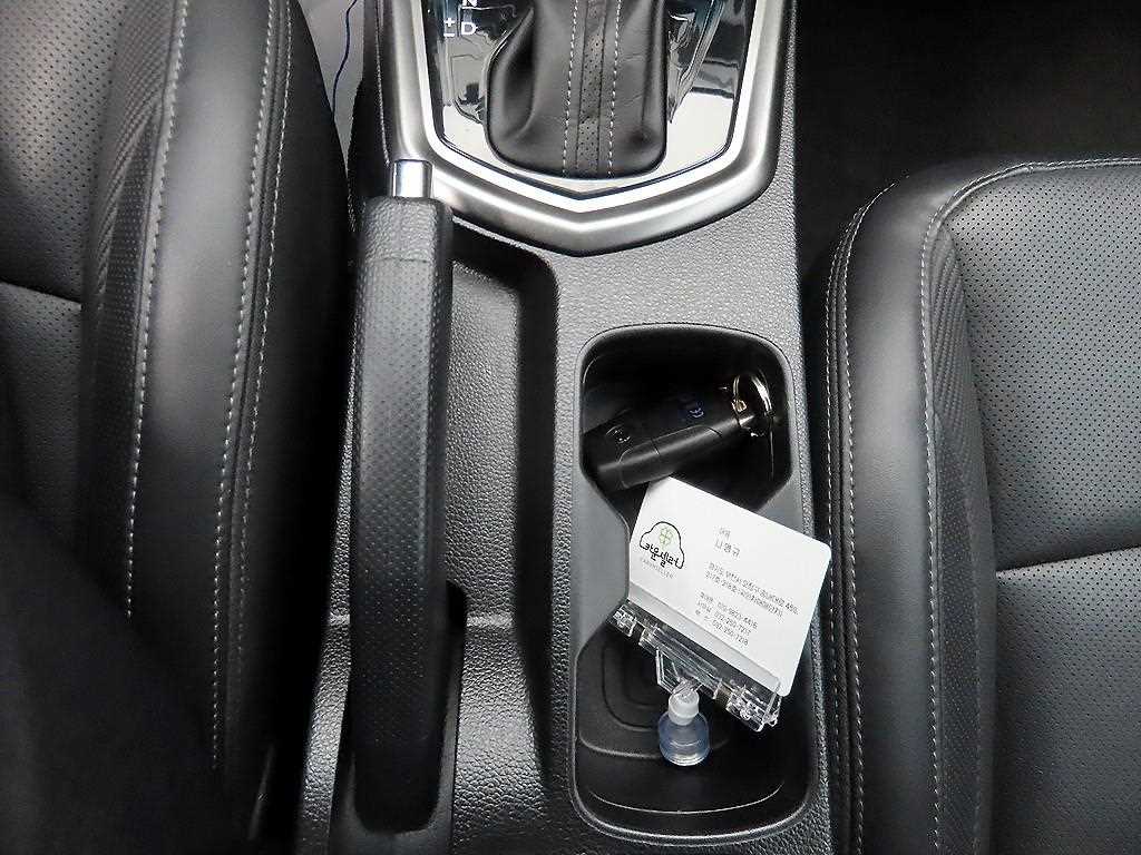 Ssangyong Tivoli 2022 Blanco - Importación desde Corea - HF Imports Iquique - Foto 13