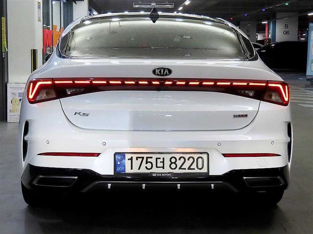 KIA K5 - Vista 5