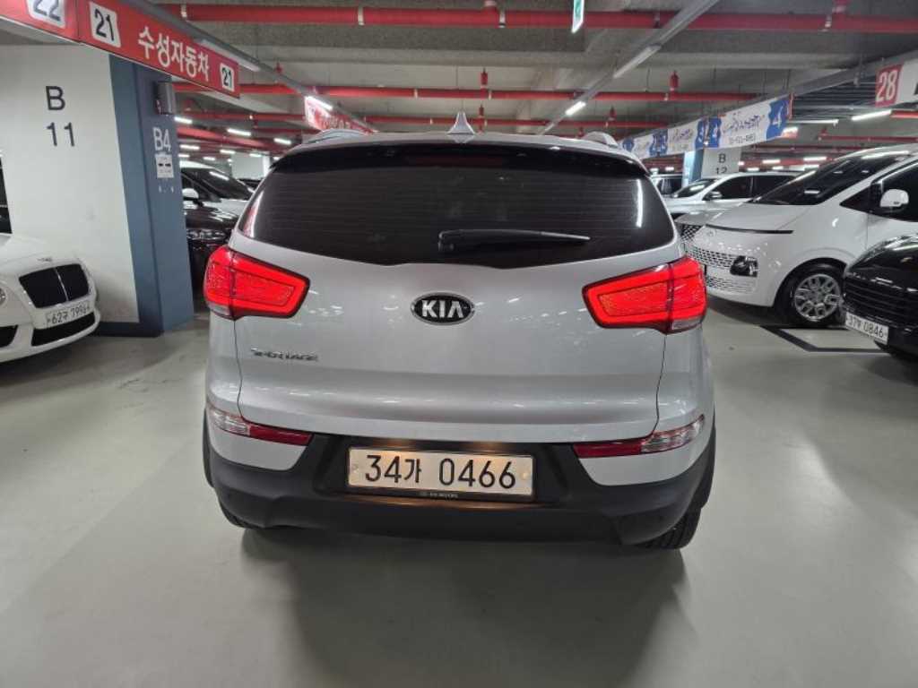 KIA Sportage - Vista 5