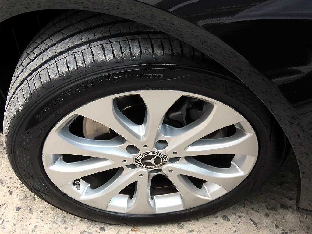 Mercedes Benz E class 2019 Negro - Importación desde Corea - HF Imports Iquique - Foto 20