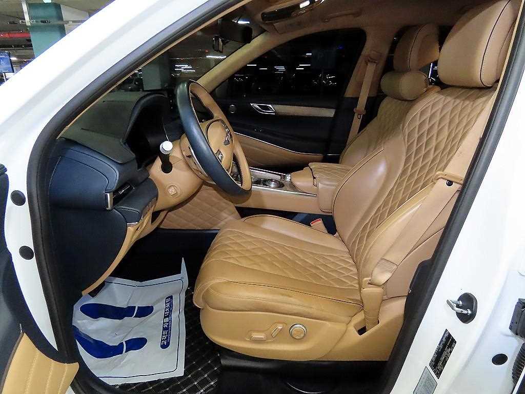 Genesis GV80 - Vista 6