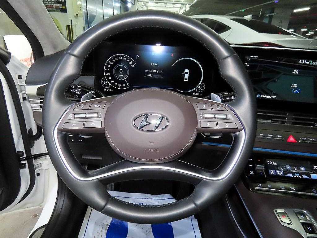 HYUNDAI Grandeur - Vista 8