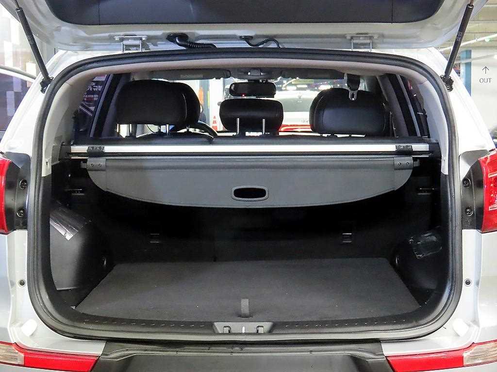 KIA Sportage 2012 Plateado - Importación desde Corea - HF Imports Iquique - Foto 18