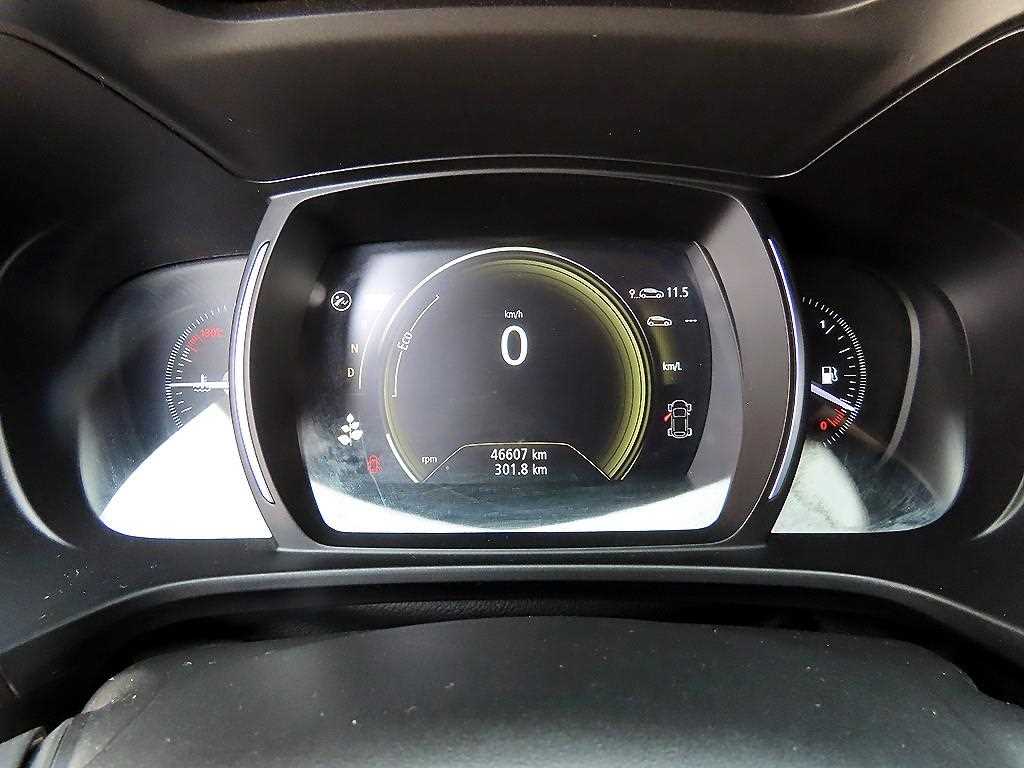 SAMSUNG QM6 - Vista 9