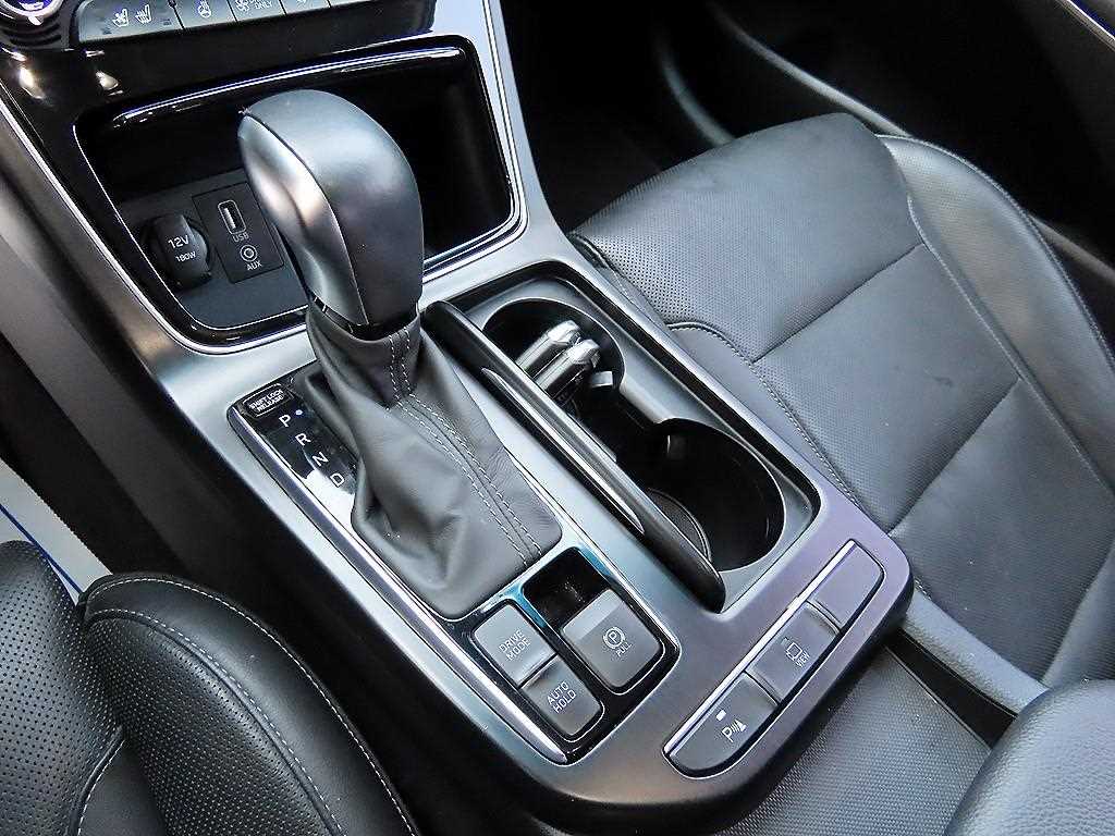 HYUNDAI Grandeur - Vista 11