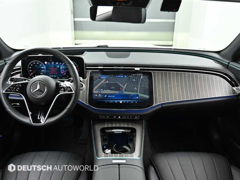 Mercedes Benz E class - Vista 7