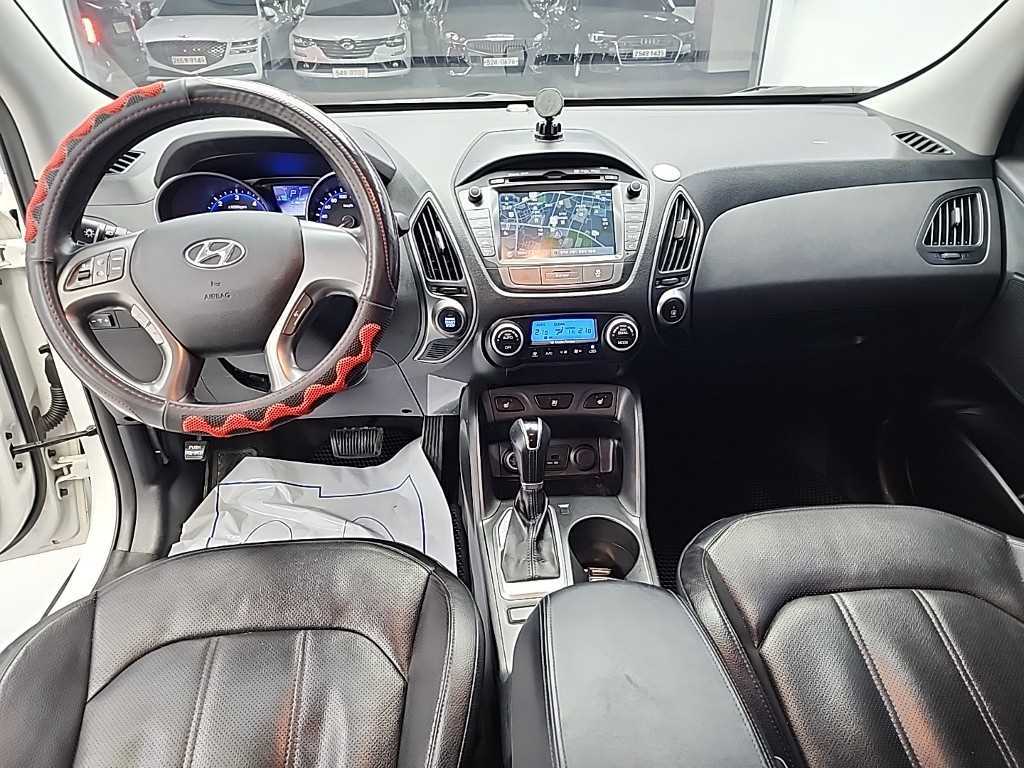HYUNDAI Tucson - Vista 7