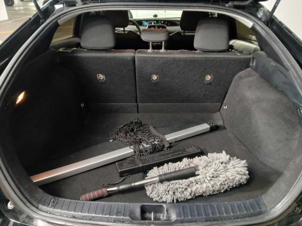 Toyota Prius 2019 Negro - Importación desde Corea - HF Imports Iquique - Foto 16