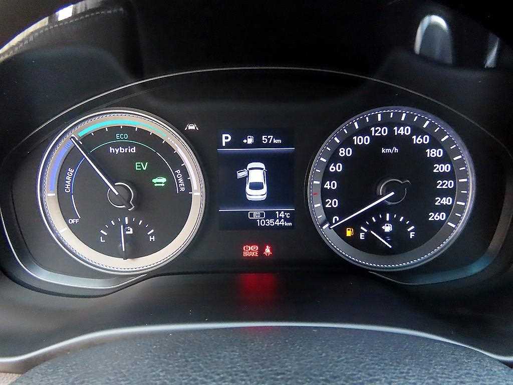 HYUNDAI Grandeur - Vista 9