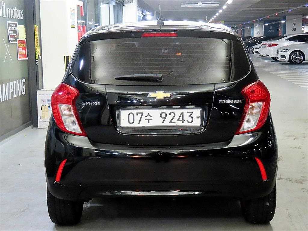Chevrolet Spark - Vista 5