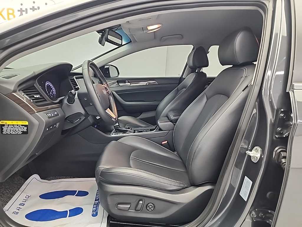 HYUNDAI Sonata - Vista 11