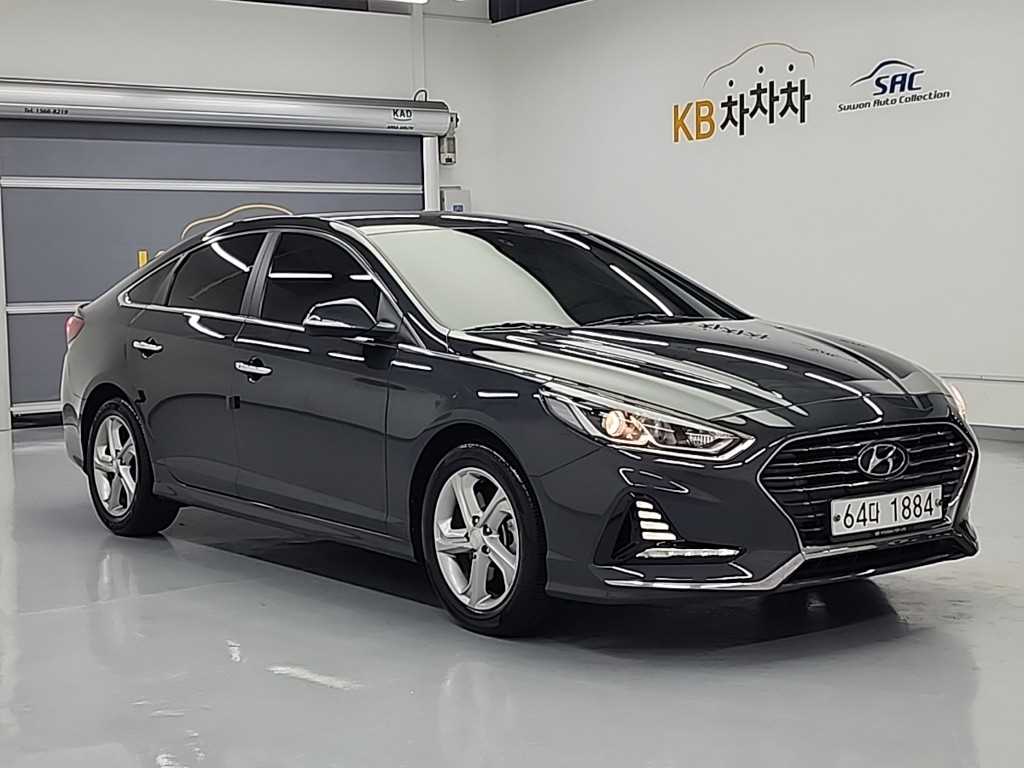 HYUNDAI Sonata - Vista 4