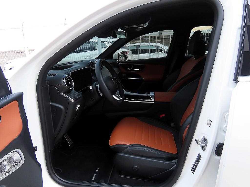 Mercedes Benz GLC Class - Vista 5