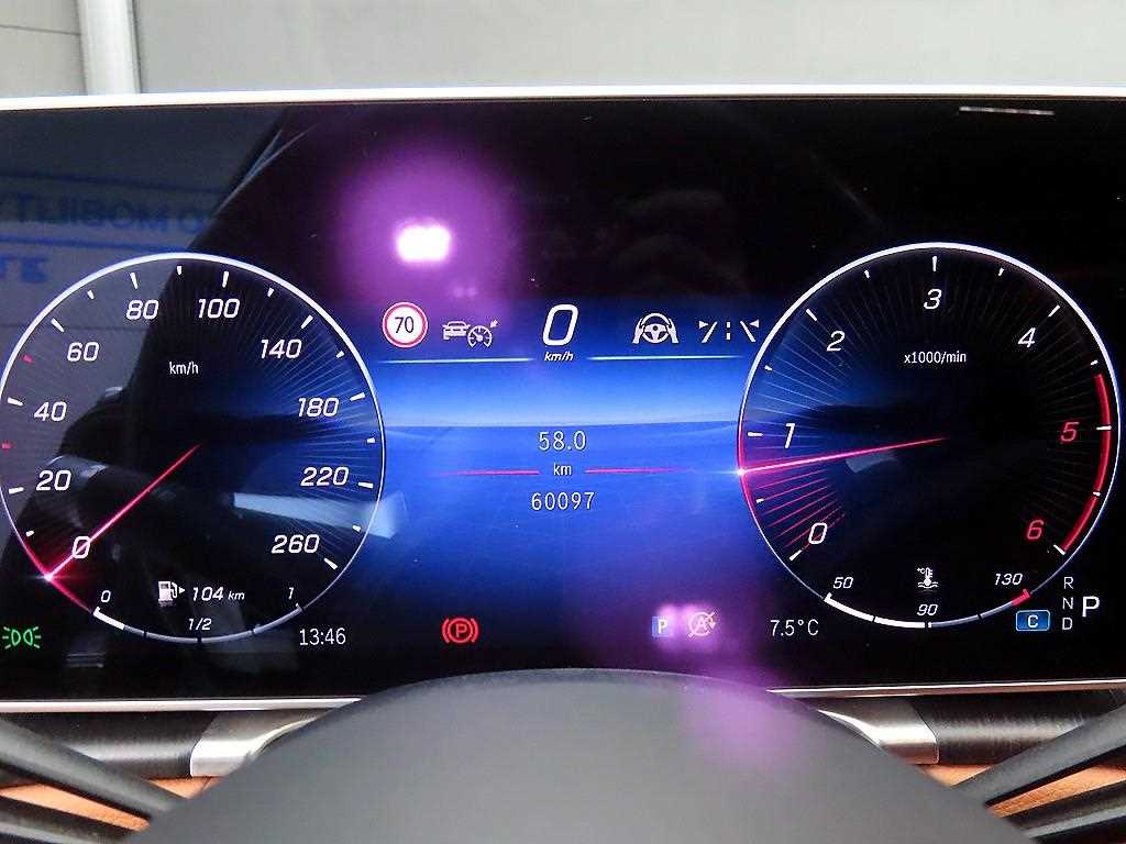 Mercedes Benz S Class - Vista 8