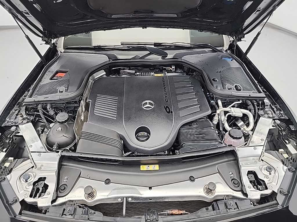 Mercedes Benz CLS Class - Vista 6