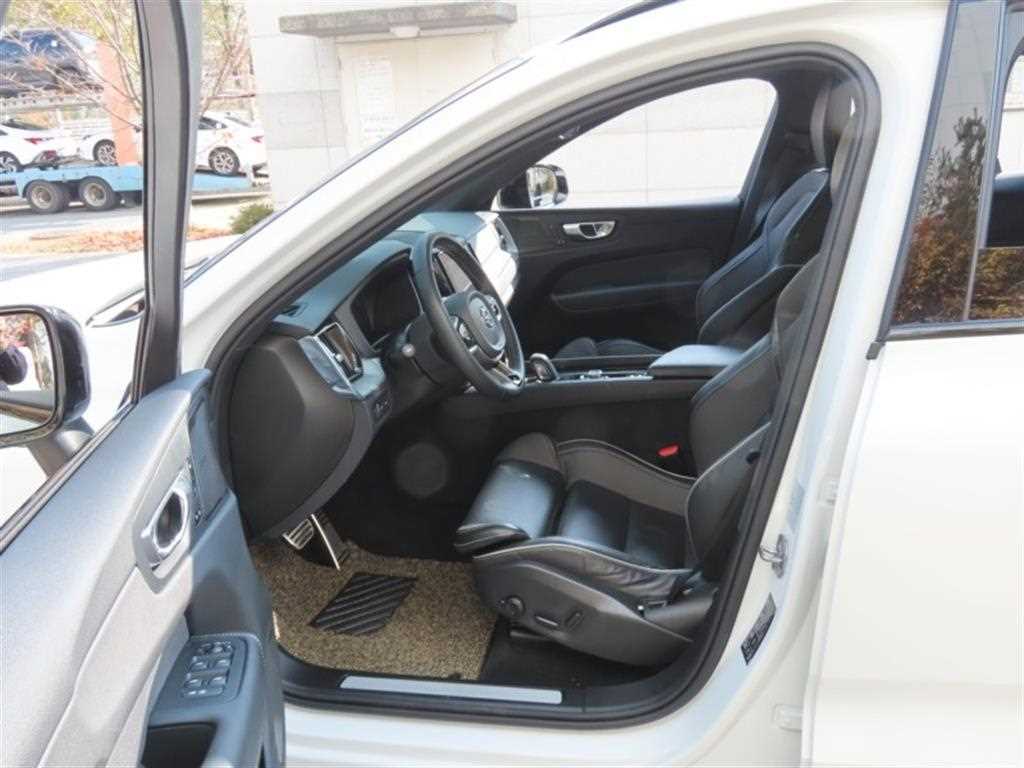 Volvo XC60 2021 Blanco - Importación desde Corea - HF Imports Iquique - Foto 13