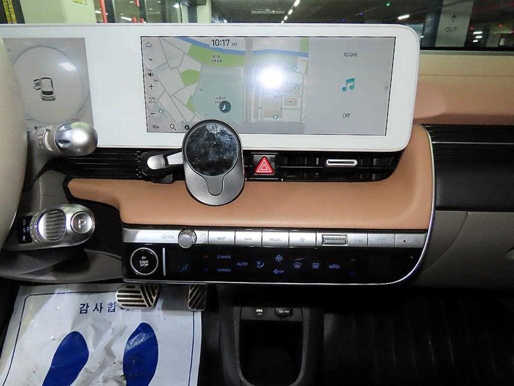 HYUNDAI Ioniq 5 - Vista 11