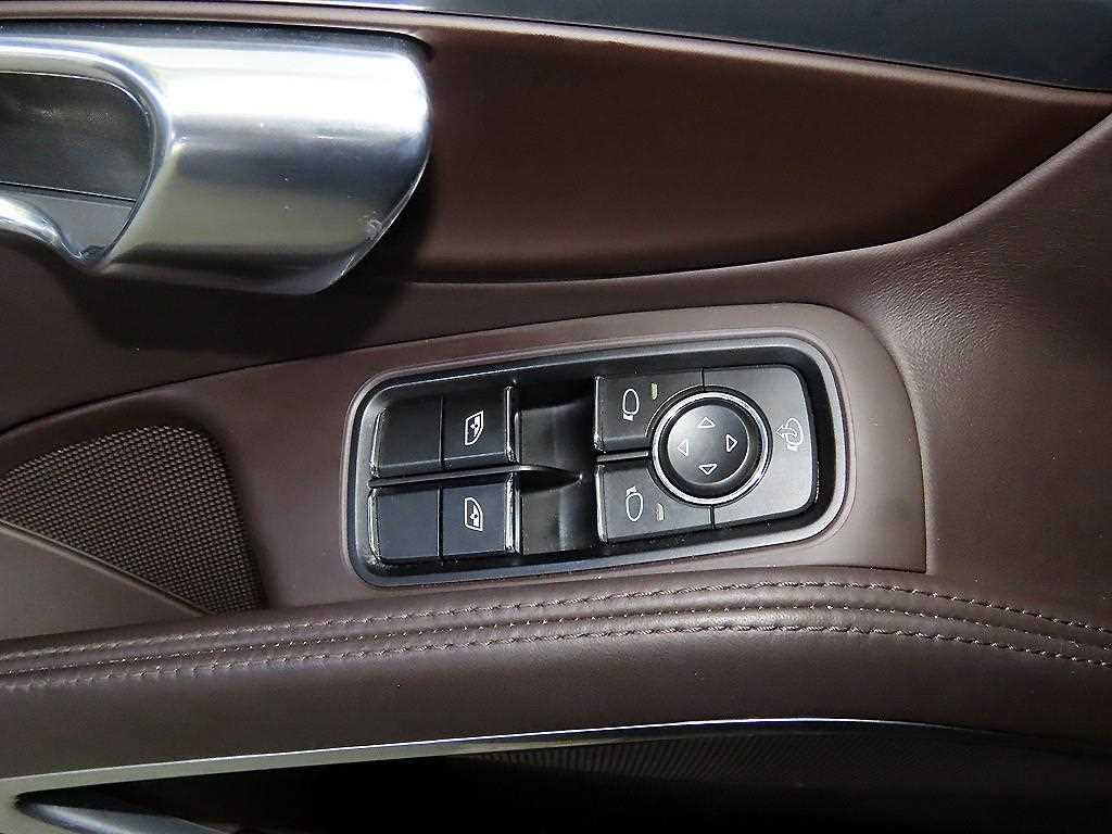 Porsche 718 2018 Negro - Importación desde Corea - HF Imports Iquique - Foto 13