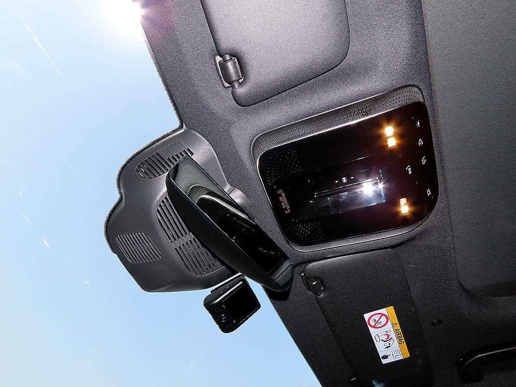 Mercedes Benz GLC Class 2024 Blanco - Importación desde Corea - HF Imports Iquique - Foto 15