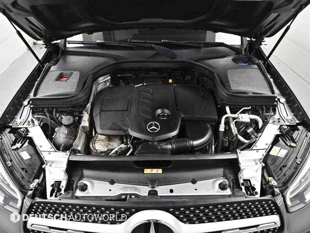 Mercedes Benz GLC Class - Vista 6