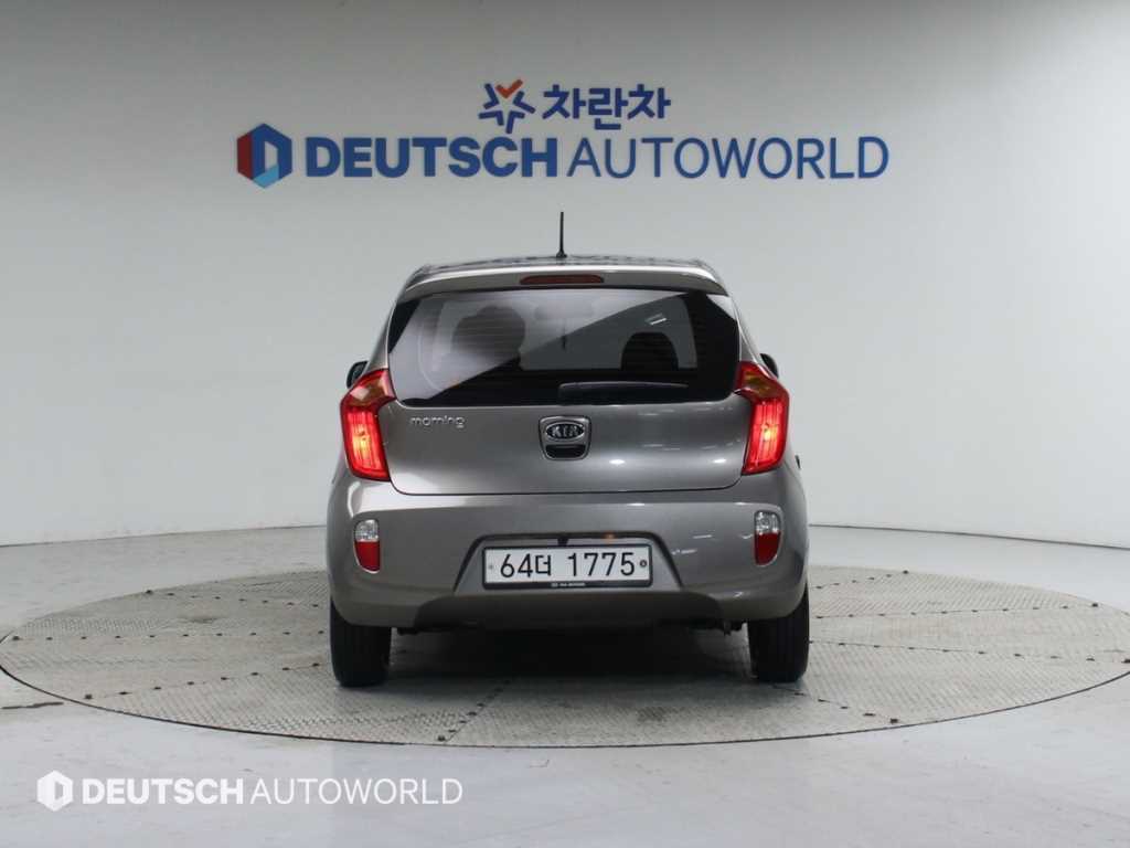 KIA Morning - Vista 4