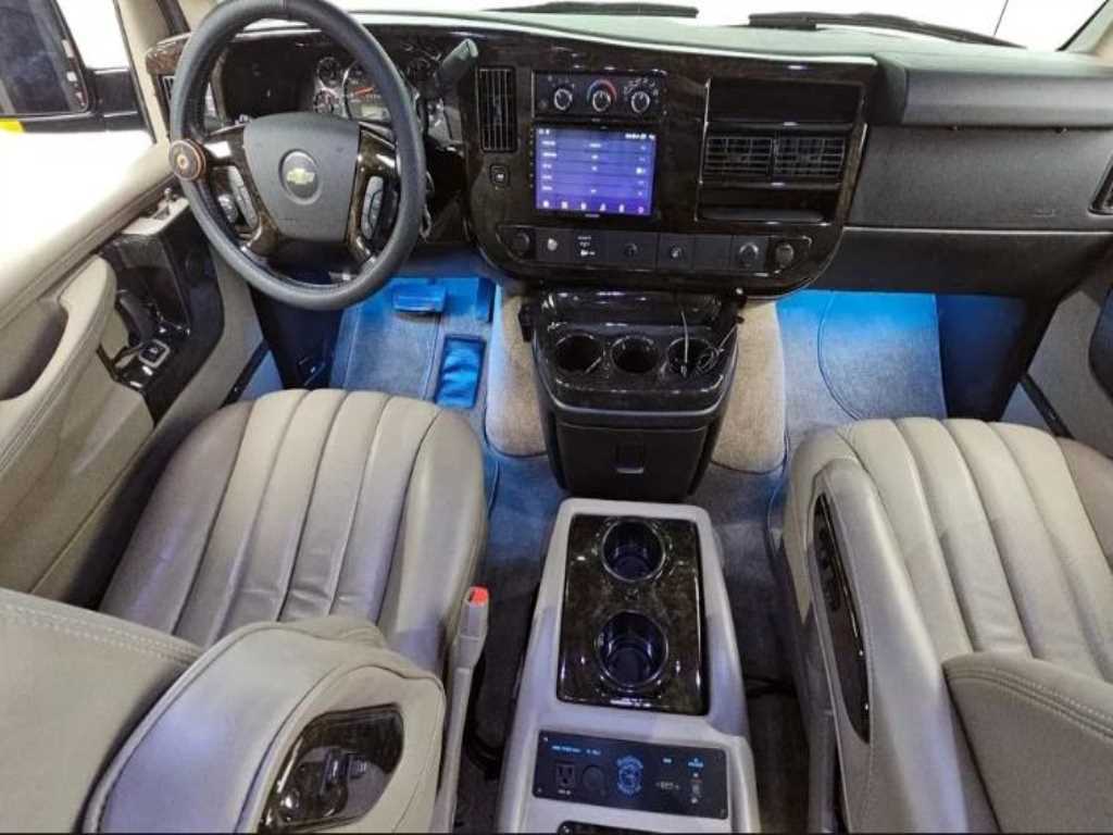 Chevrolet Express van - Vista 7