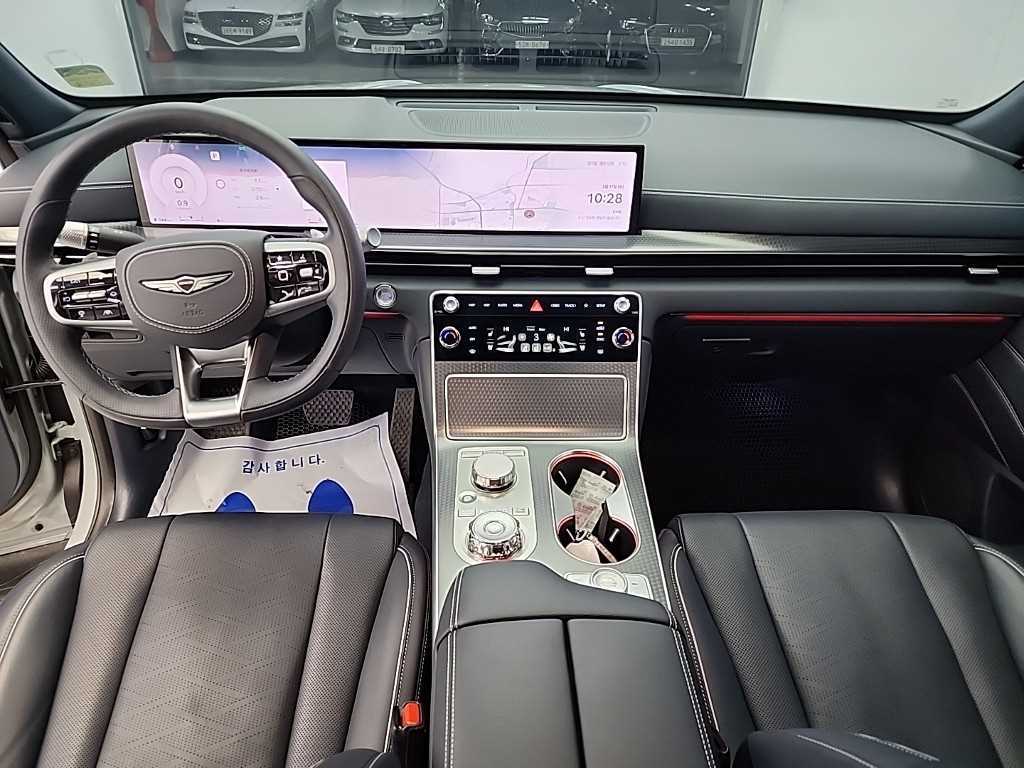 Genesis GV80 - Vista 7