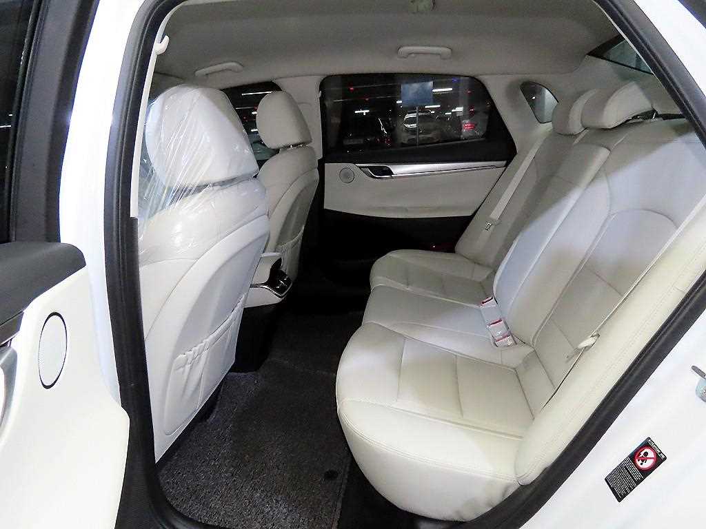 HYUNDAI Grandeur - Vista 8