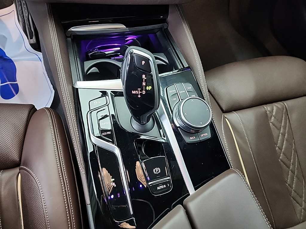 BMW 5 Series - Vista 8