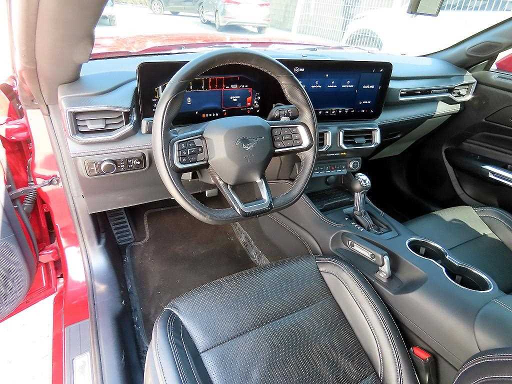 Ford Mustang - Vista 7