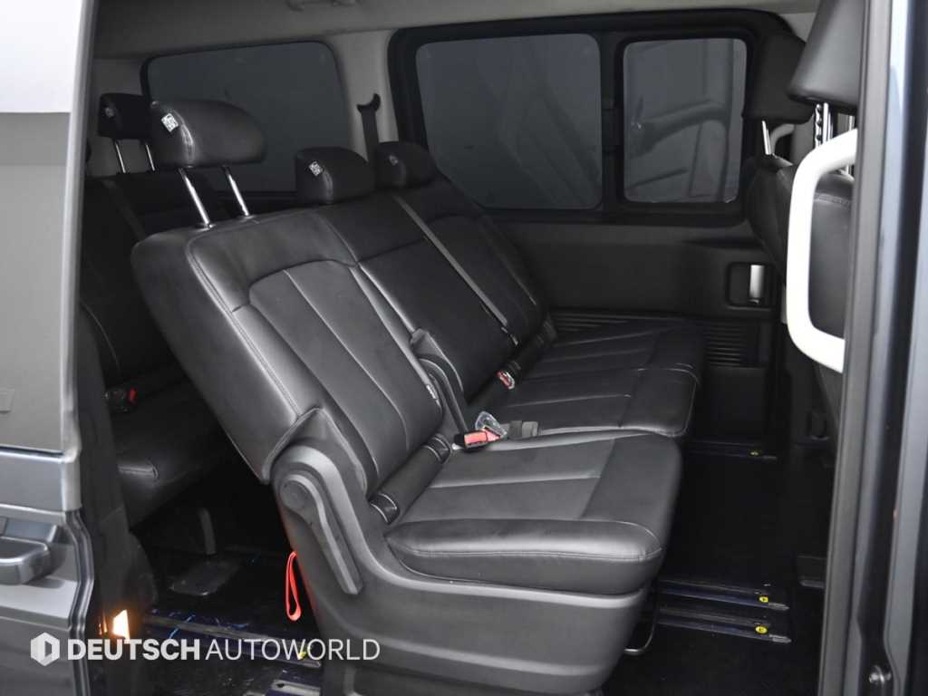 HYUNDAI Staria - Vista 12