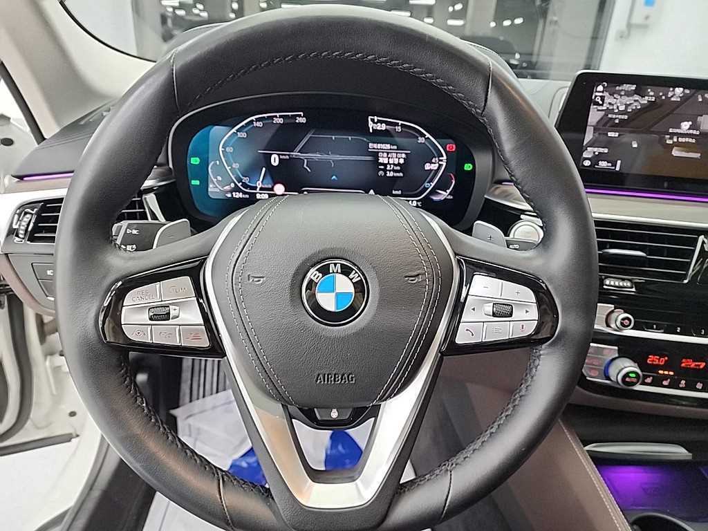 BMW 5 Series - Vista 9