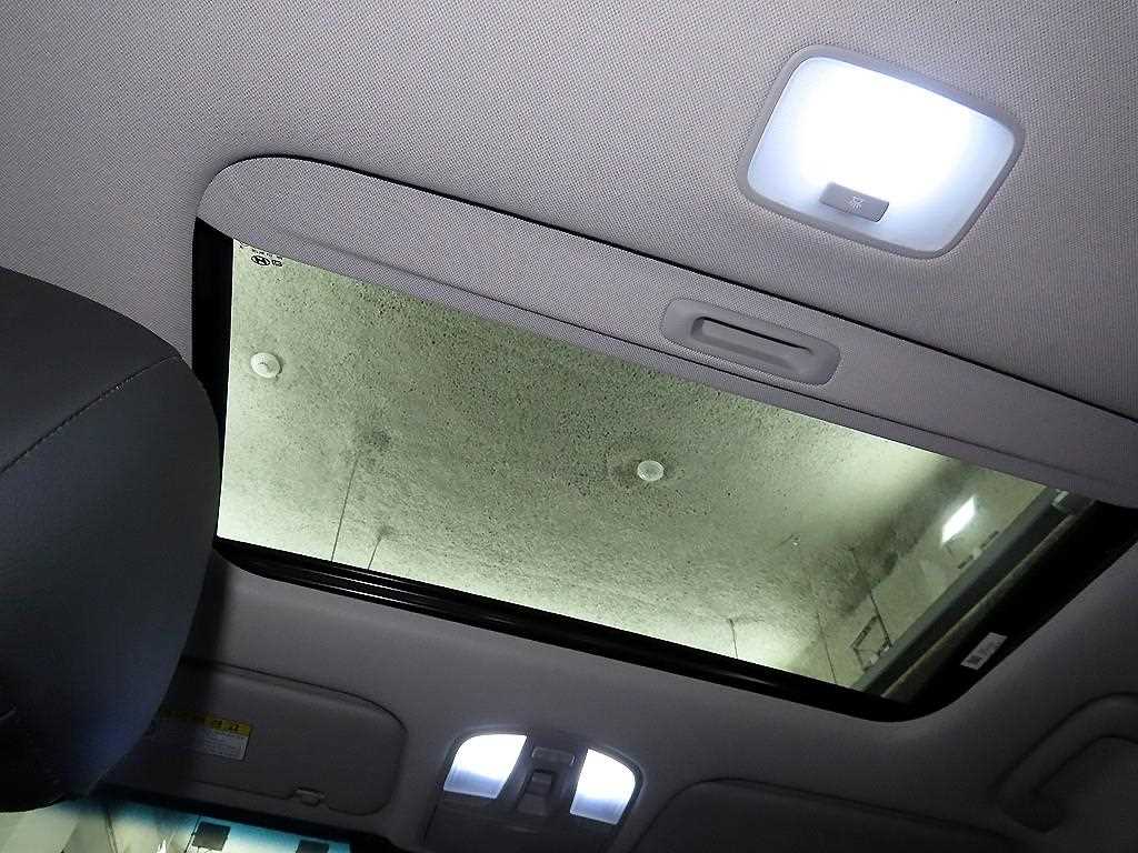 HYUNDAI Avante 2019 Blanco - Importación desde Corea - HF Imports Iquique - Foto 18