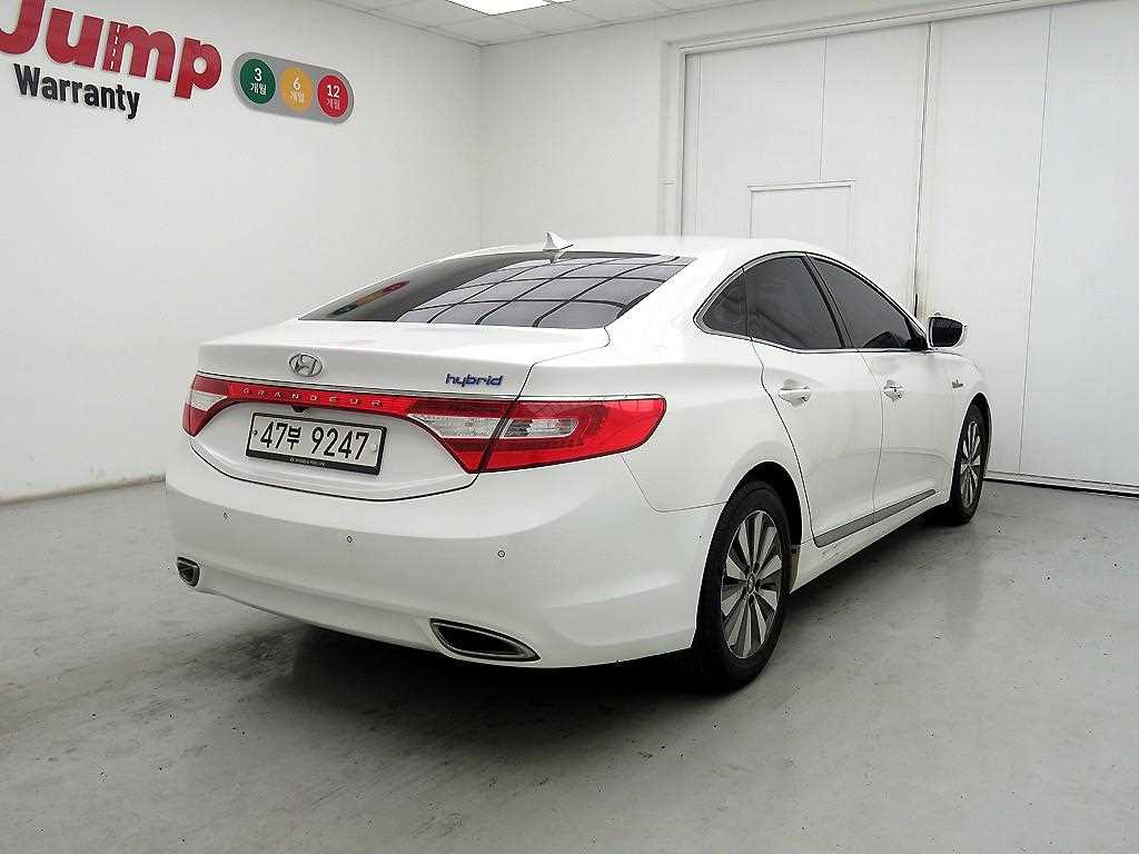 HYUNDAI Grandeur - Vista 4