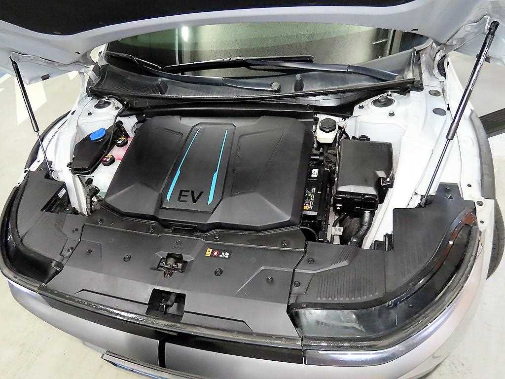 HYUNDAI Ioniq 5 2023 Gris - Importación desde Corea - HF Imports Iquique - Foto 19