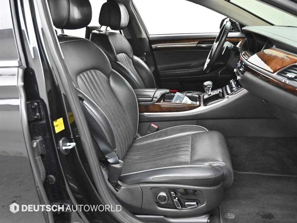 Genesis EQ900 - Vista 10