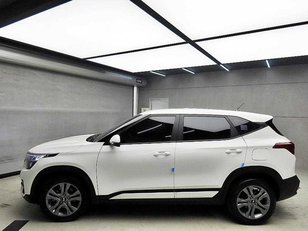 KIA Seltos - Vista 4