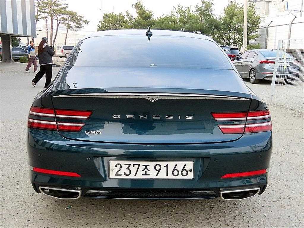 Genesis G80 - Vista 4