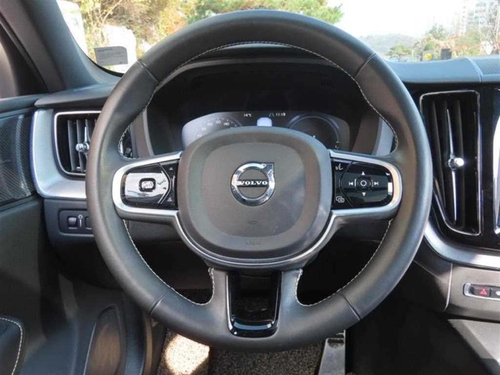 Volvo XC60 2021 Blanco - Importación desde Corea - HF Imports Iquique - Foto 16