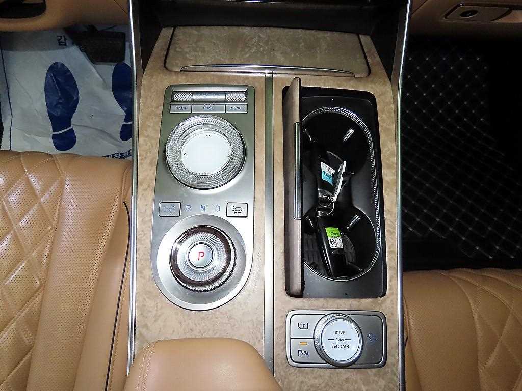 Genesis GV80 - Vista 12