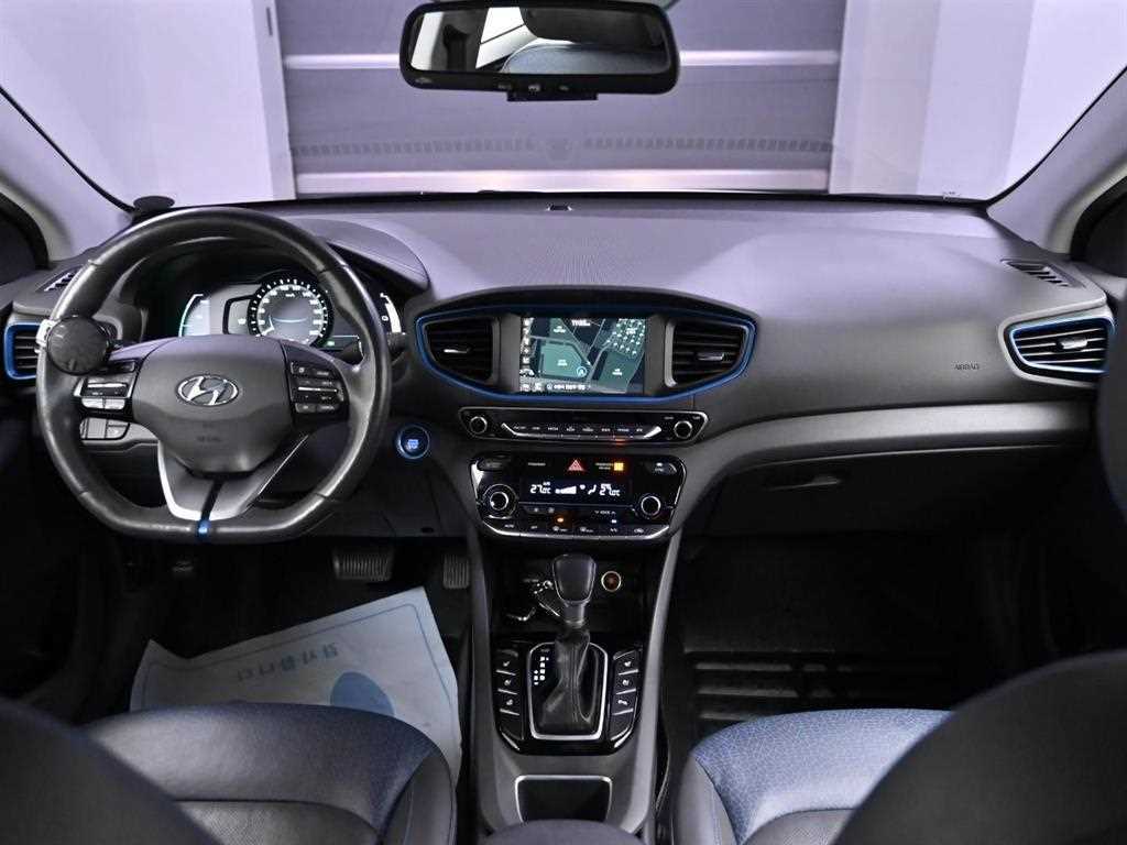 HYUNDAI Ioniq - Vista 7