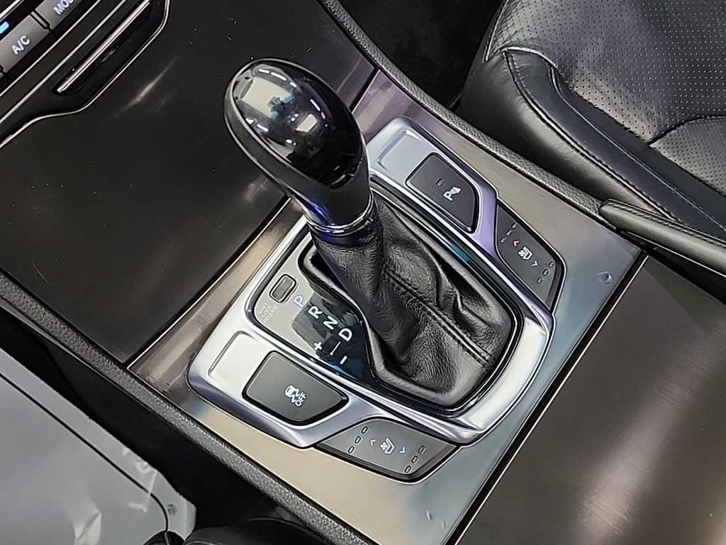 HYUNDAI Grandeur - Vista 8