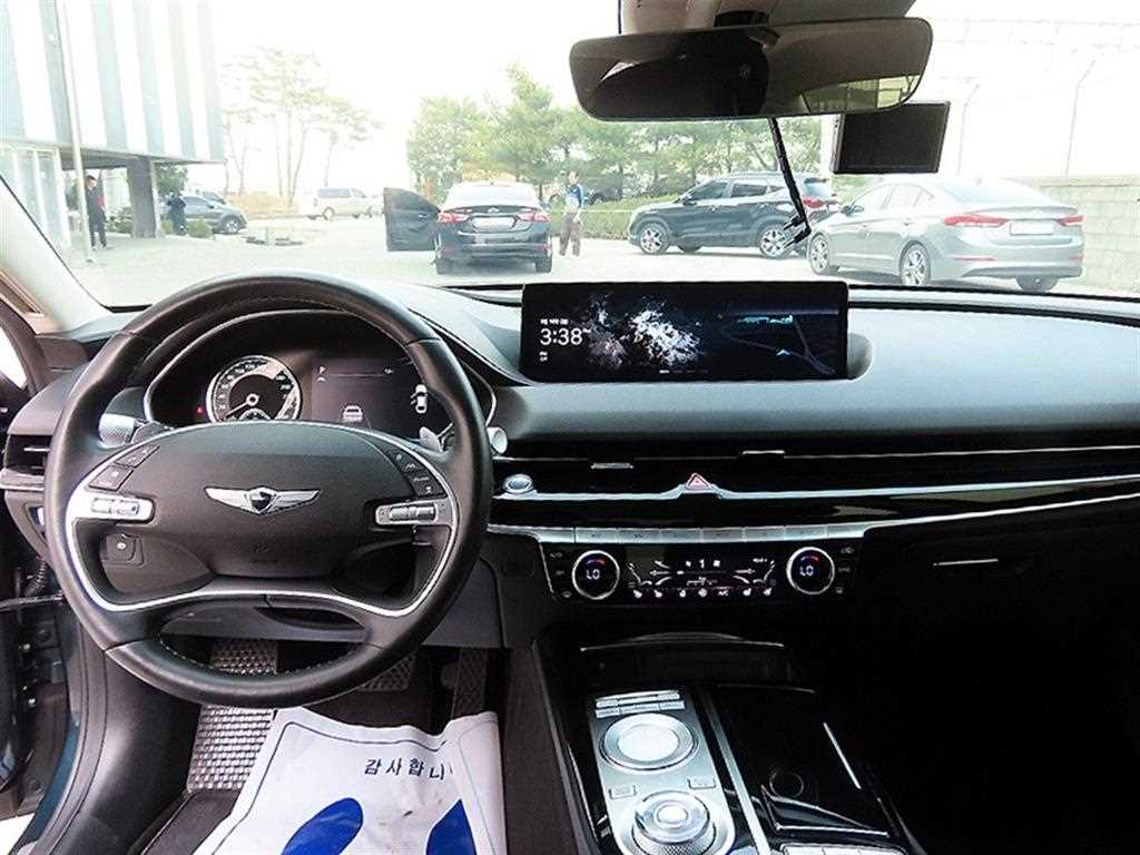 Genesis G80 - Vista 7